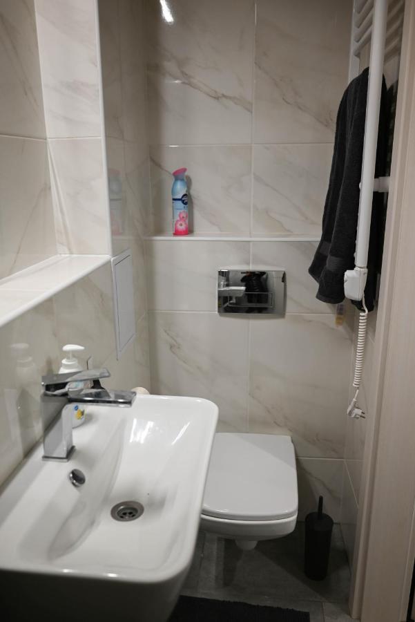 Petofi Apartman เปตช์ ภายนอก รูปภาพ